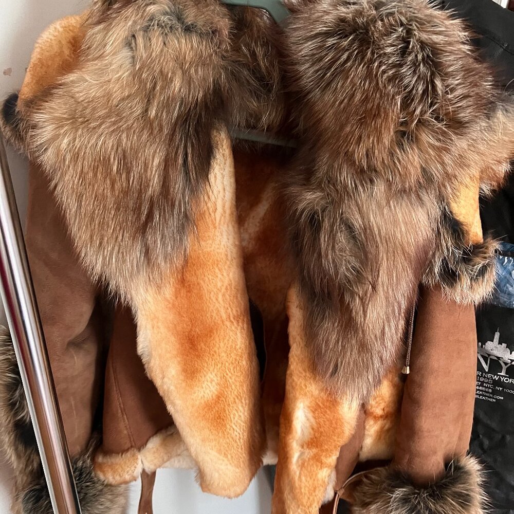 100% FOX Fur & Leather Coat